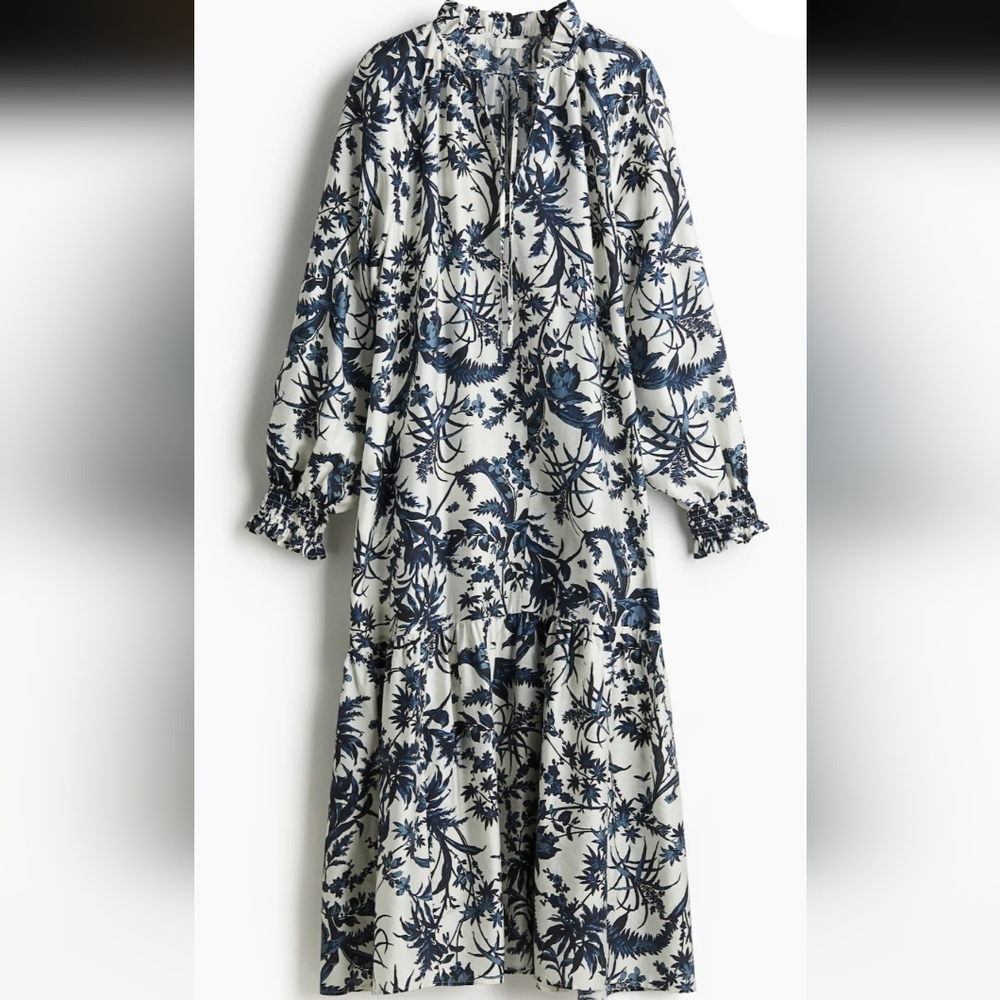 Floral Blue and White Frill Collar Dress